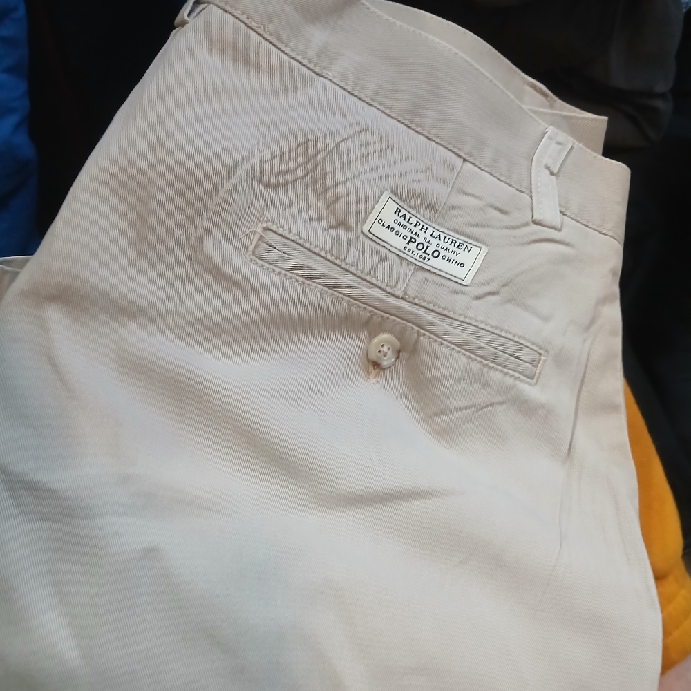 Polo by Ralph Lauren Men's Tan Shorts 33-34